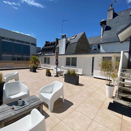 Votre Mini Maison En Plein Coeur Du Centre Ville -Terrasse - Et Parking Prive Sur Place Clos - Draps Et Menage Inclus Concarneau Esterno foto