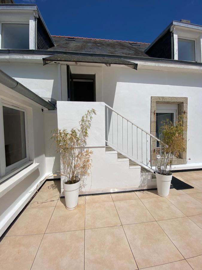 Votre Mini Maison En Plein Coeur Du Centre Ville -Terrasse - Et Parking Prive Sur Place Clos - Draps Et Menage Inclus Concarneau Esterno foto